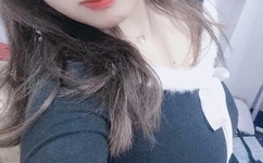 他解开我奶罩吸我奶